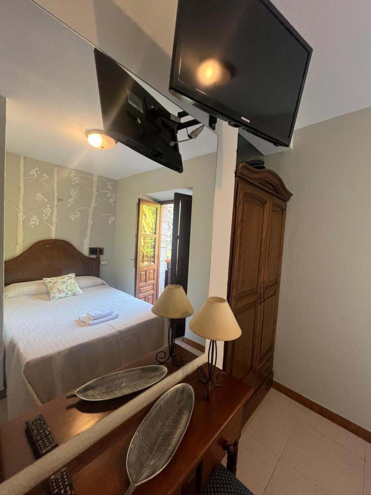 El Pucheru 4 Almas Otel Barcenaciones Dış mekan fotoğraf